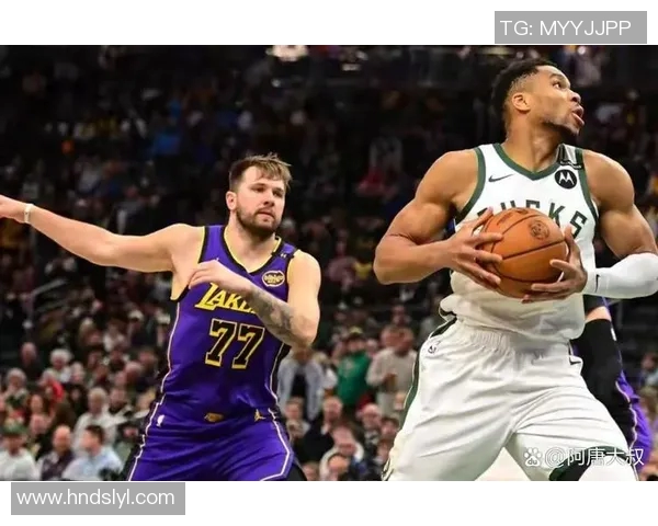 湖人队与雄鹿队对决数据分析及比赛亮点回顾