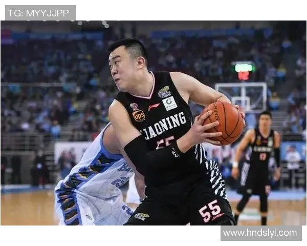 韩德君:从青年篮球新星到CBA传奇巨星的成长之路与辉煌成就